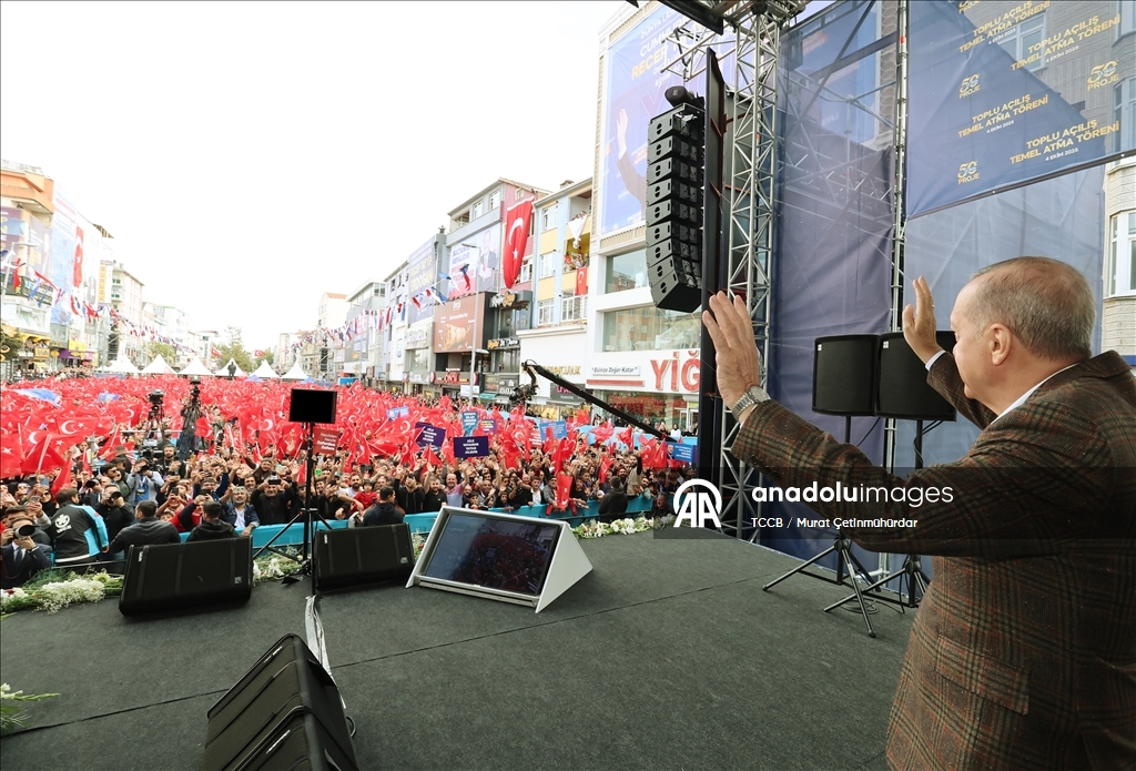 Cumhurbaşkanı ve AK Parti Genel Başkanı Erdoğan, Sultanbeyli Toplu Açılış ve Temel Atma Töreni'ne katıldı