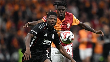 Galatasaray ile Beşiktaş berabere kaldı