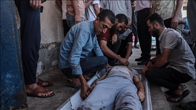 İsrail ordusu Megazi Kampı'na saldırı düzenledi