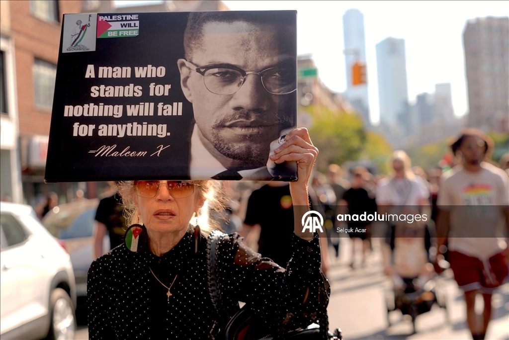 New York’ta Filistin’le dayanışma gösterisi düzenlendi 8