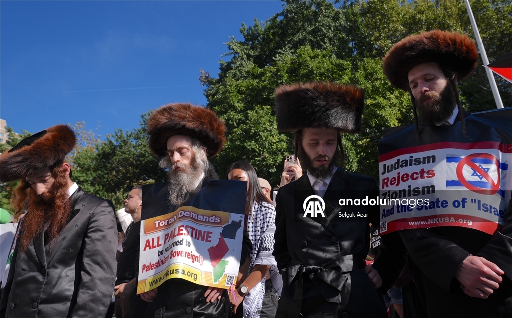 New York’ta Filistin’le dayanışma gösterisi düzenlendi 4