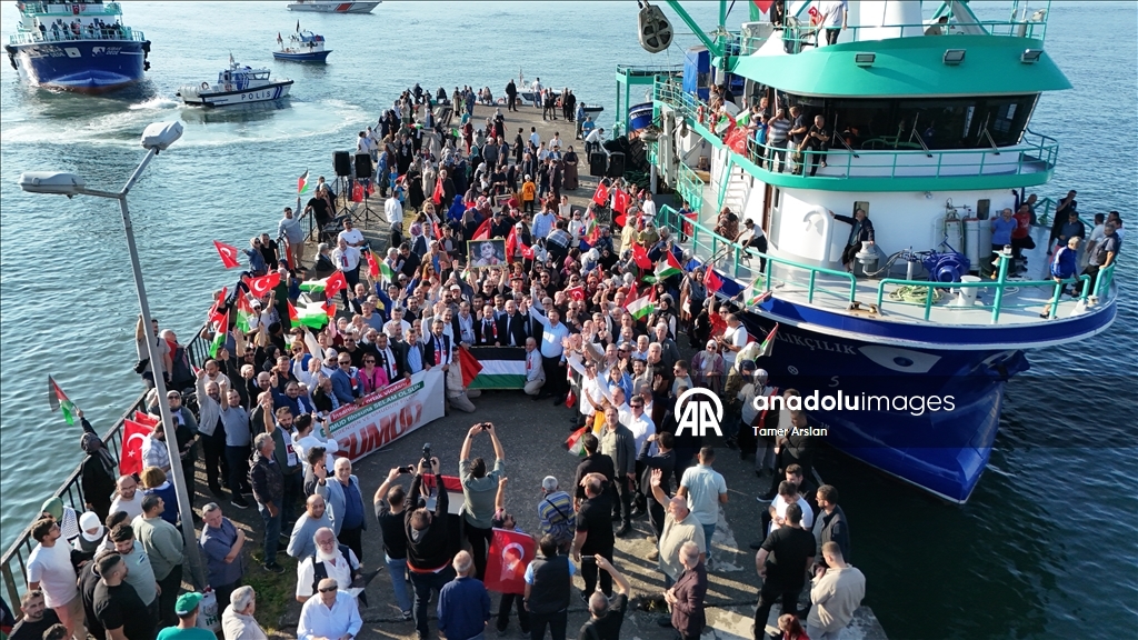 بحارة أتراك ينطلقون بسفنهم إلى البحر الأسود في فعالية لدعم فلسطين
