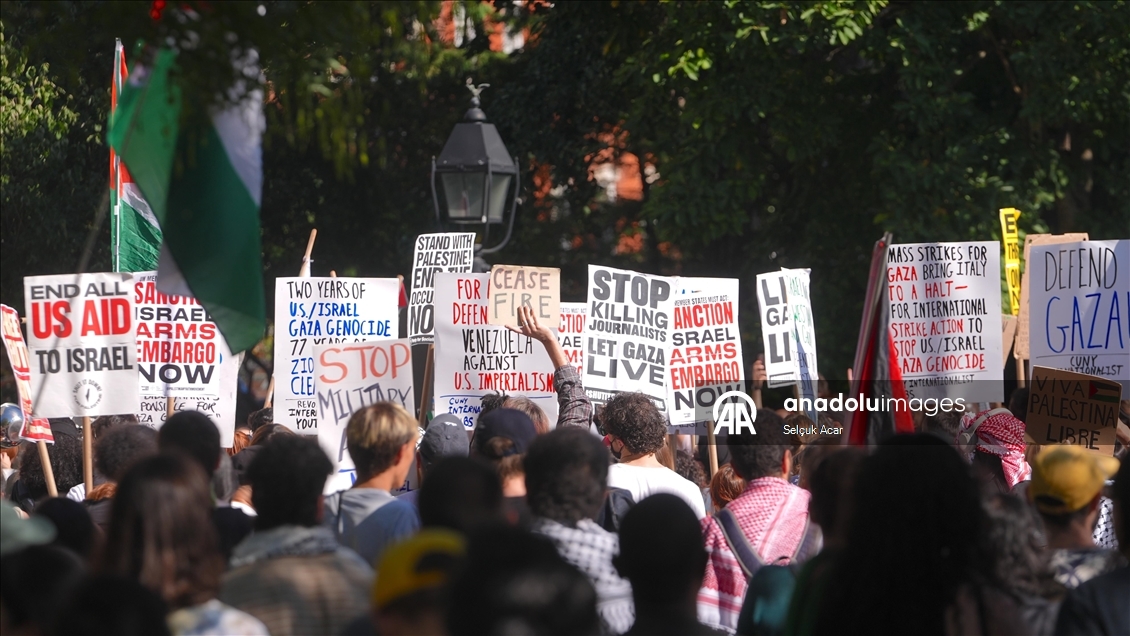 New York’ta Filistin’le dayanışma gösterisi düzenlendi