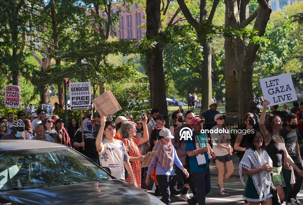New York’ta Filistin’le dayanışma gösterisi düzenlendi 6