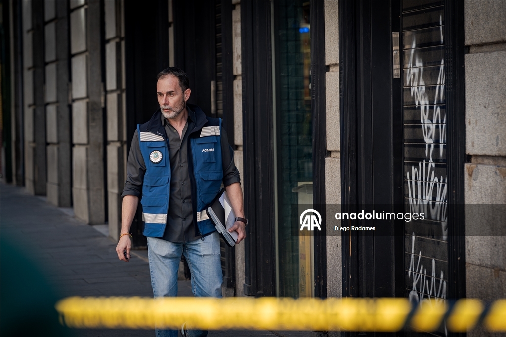 İspanya'nın başkenti Madrid’de, tarihi şehir merkezinde bina çöktü