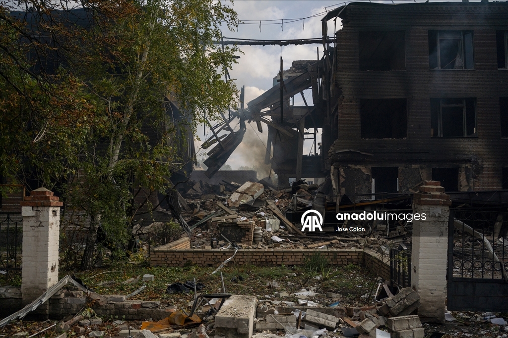 Rusya, Ukrayna'nın Slovyansk kentine saldırı düzenledi