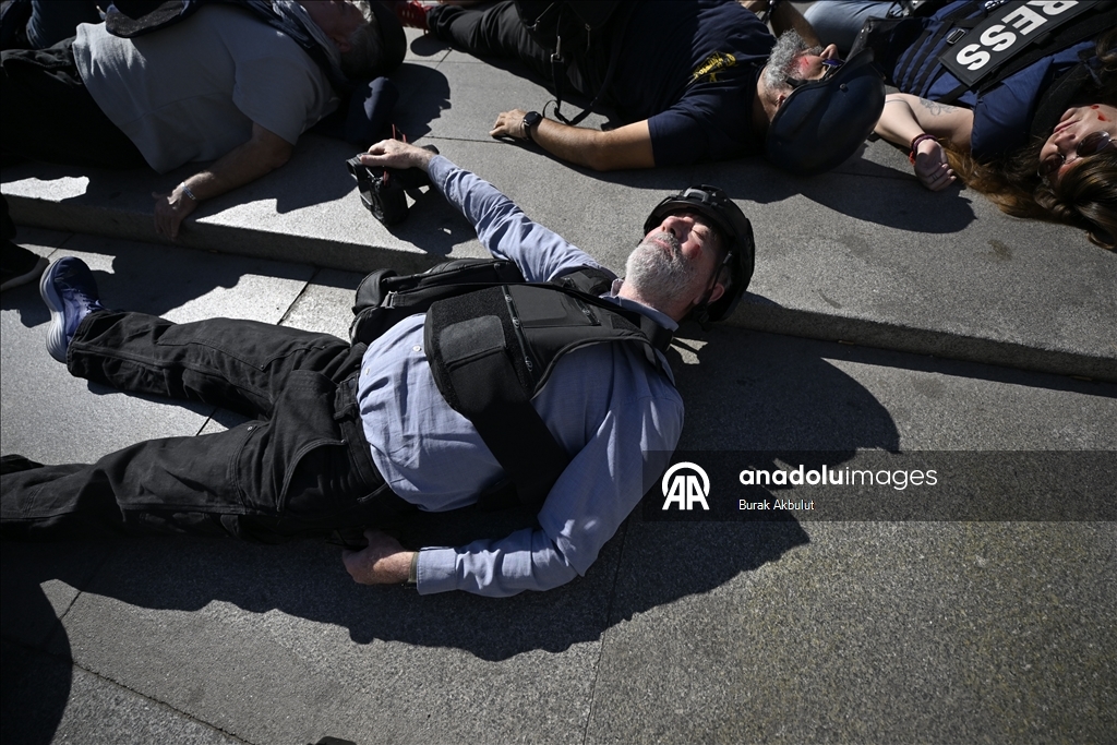İspanya'da bu kez foto muhabirleri İsrail'i protesto etti