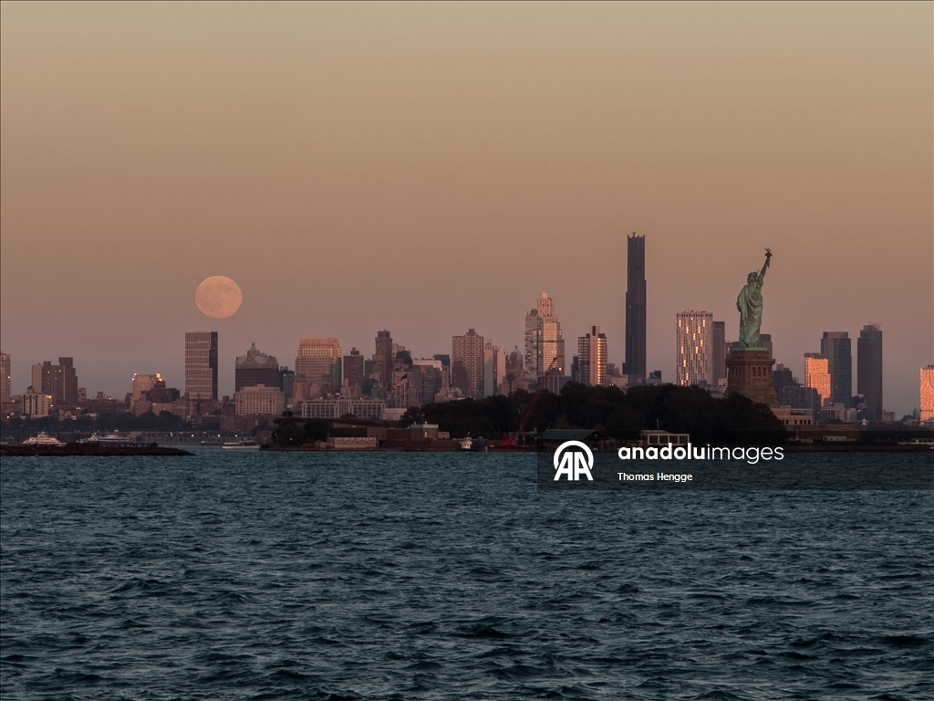 Harvest Supermoon NYC