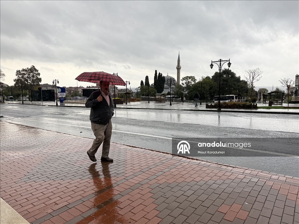 Tekirdağ'da sağanak etkili oluyor