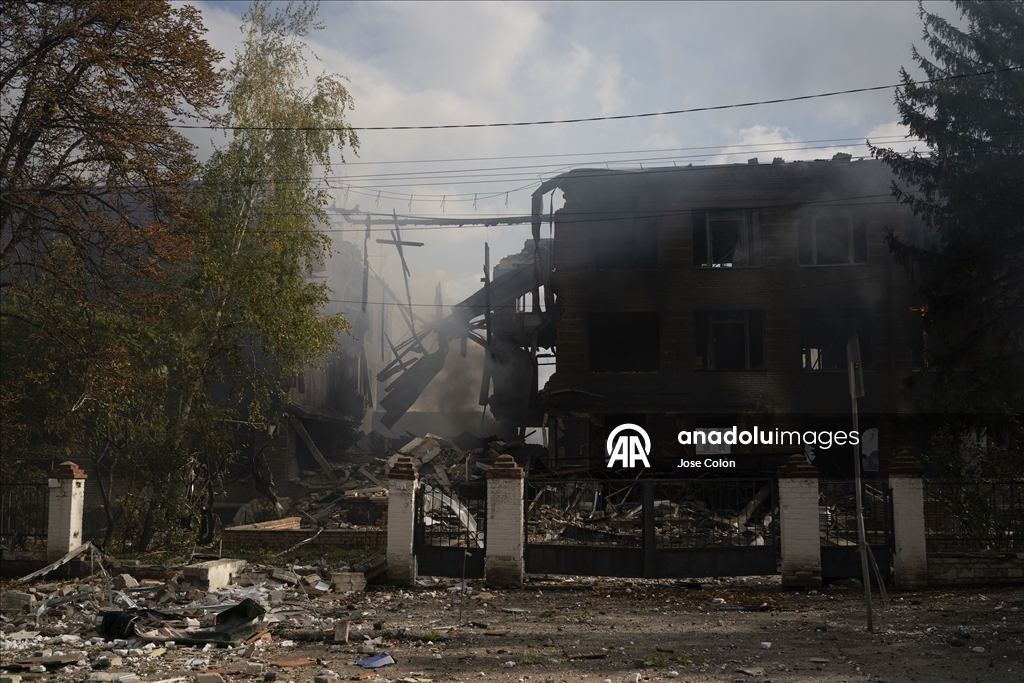 Rusya, Ukrayna'nın Slovyansk kentine saldırı düzenledi