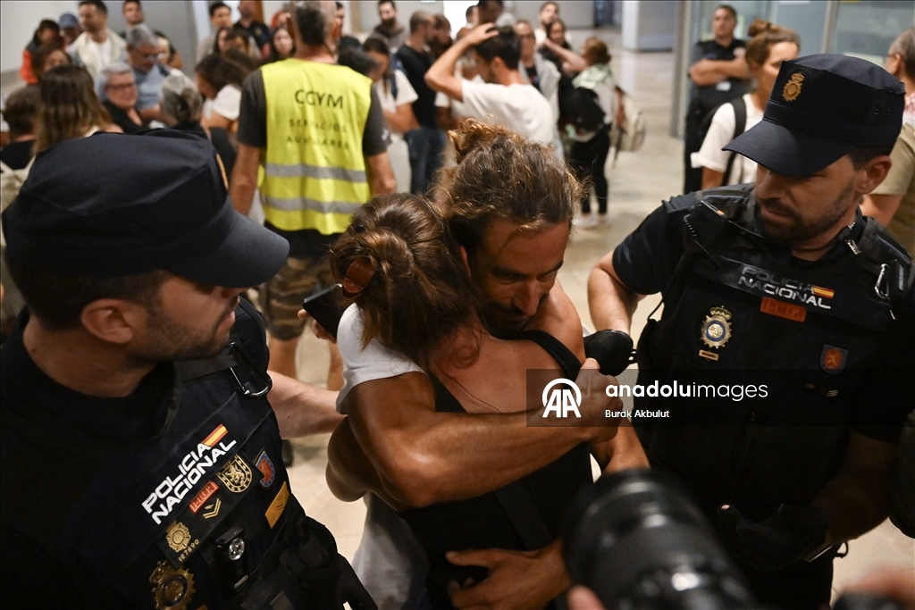 В Мадрид прибыли 29 активистов флотилии Global Sumud