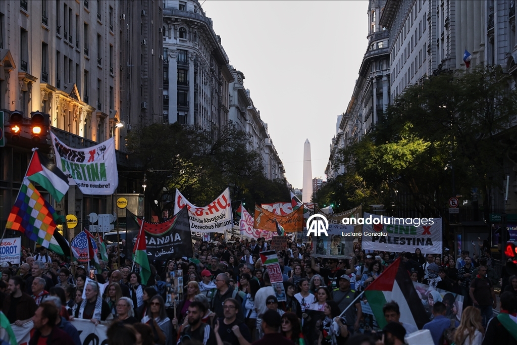 Buenos Aires’te Filistin’e destek yürüyüşü