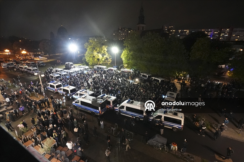 Берлин: полиция жестко разогнала акцию в поддержку Палестины