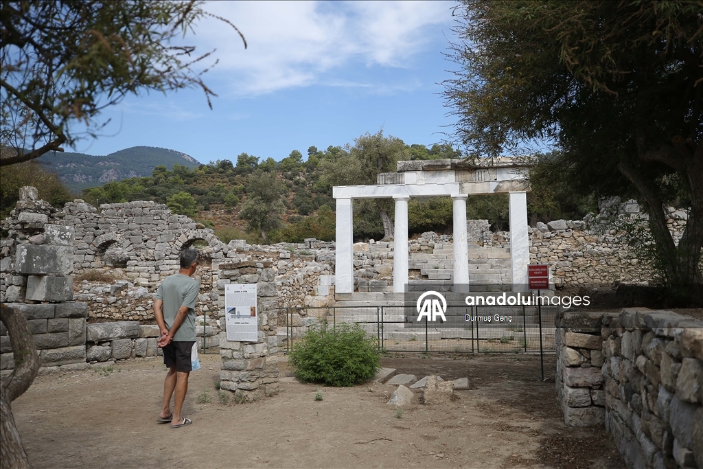 Archaeologists find a church at the ancient site of Kaunos Ancient City of Mugla