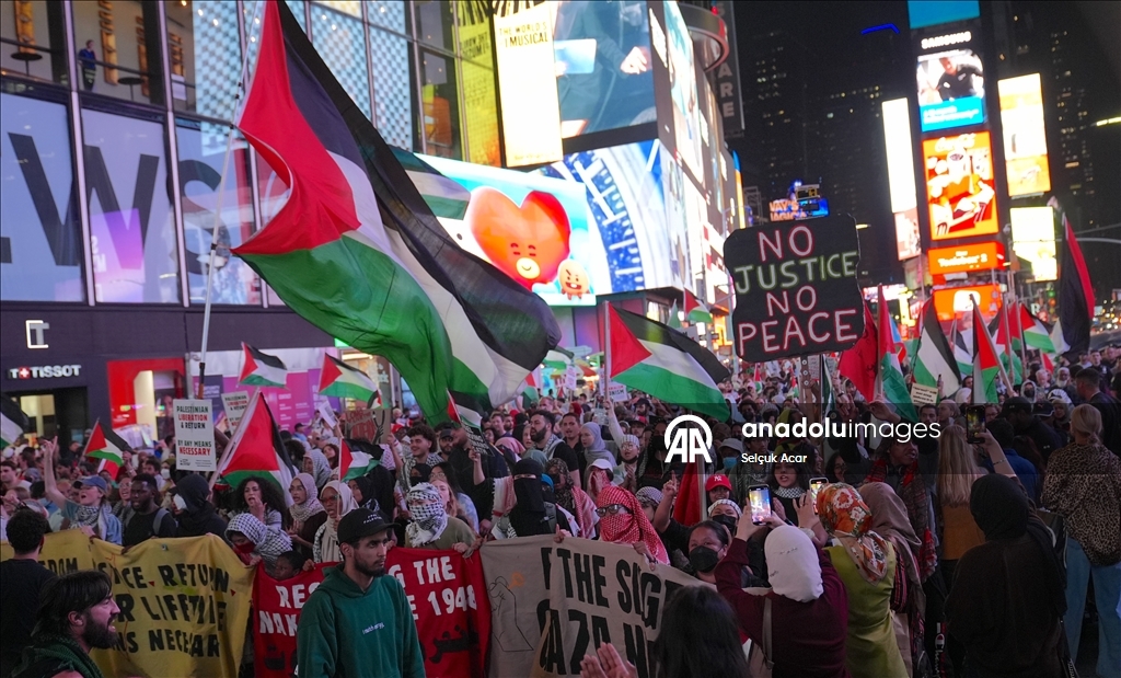 New York'ta Filistin'e destek yürüyüşü
