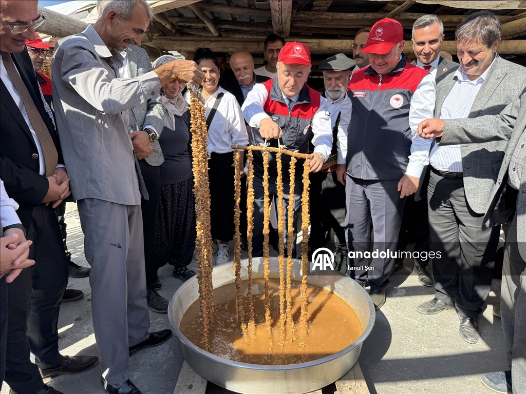 Çêkirina "orcik"ên tahma tescîlkirî ya Elezîzê dest pê kir