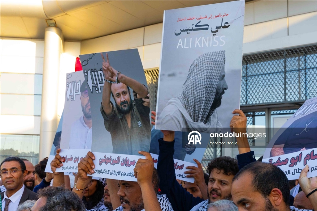 تونس.. وصول الدفعة الثانية والأخيرة من ناشطي "أسطول الصمود"