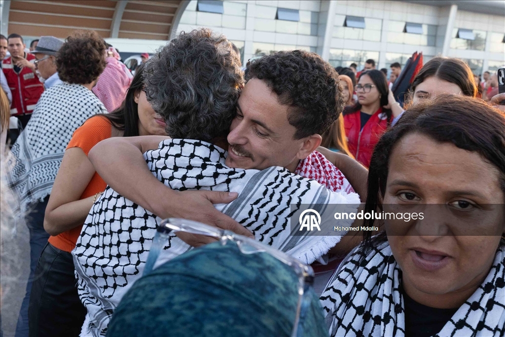 تونس.. وصول الدفعة الثانية والأخيرة من ناشطي "أسطول الصمود"
