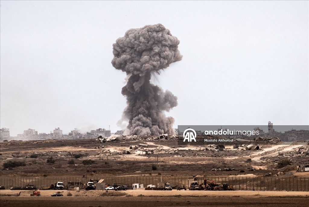 Gazze’de yürürlüğe girmesi beklenen ateşkese rağmen İsrail saldırıları sürüyor