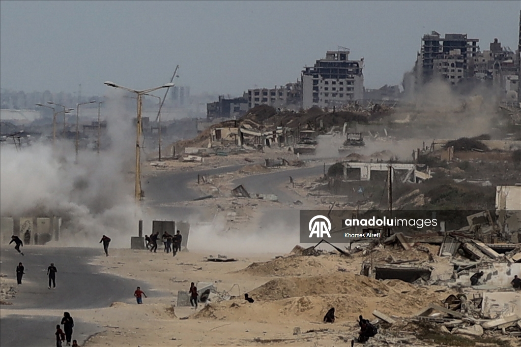 Israeli attacks continue despite Gaza ceasefire agreement