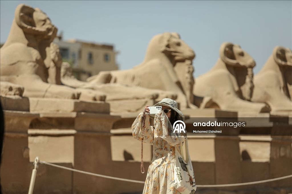 معابد الكرنك بمصر.. لوحة إبداعية منحوتة بأسرار التاريخ