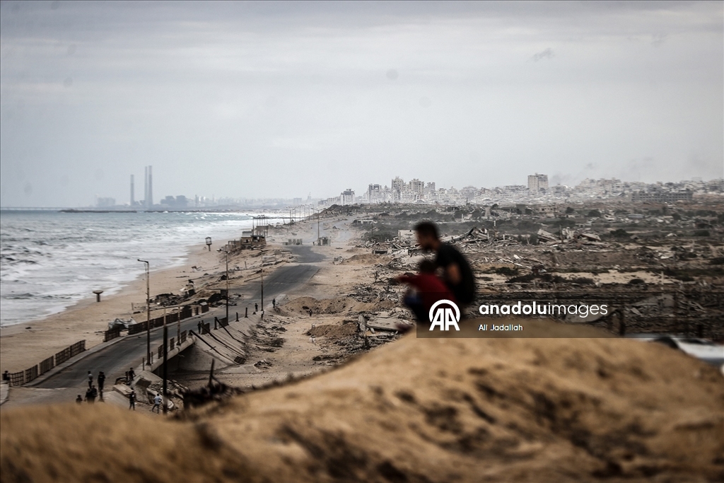 Gazze’de Filistinliler, sağlanan ateşkesin yürürlüğe girmesini bekliyor