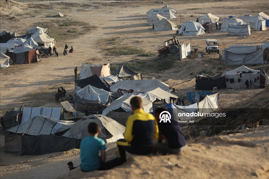Palestinci se vraćaju svojim domovima nakon sporazuma o prekidu vatre u Pojasu Gaze