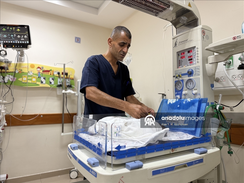 Gazze’de prematüre bebekler Aksa Şehitleri Hastanesi’ne nakledildi