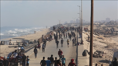 Palestinians return to their homes following the ceasefire agreement in Gaza Strip