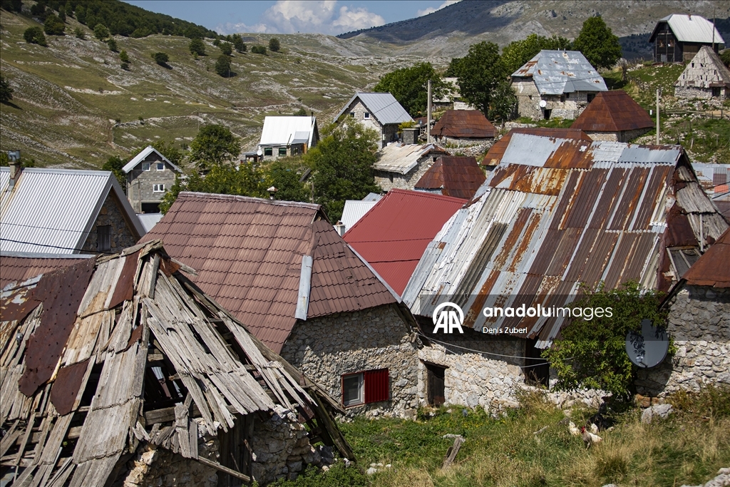 Bosna Hersek'te teknolojiden uzak, doğasıyla öne çıkan dağ köyü: Lukomir