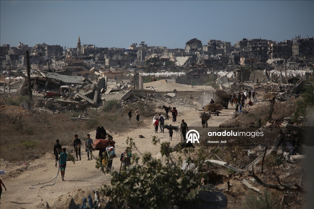Gazze’de ateşkesin üçüncü gününde Filistinlilerin dönüşü sürüyor 3