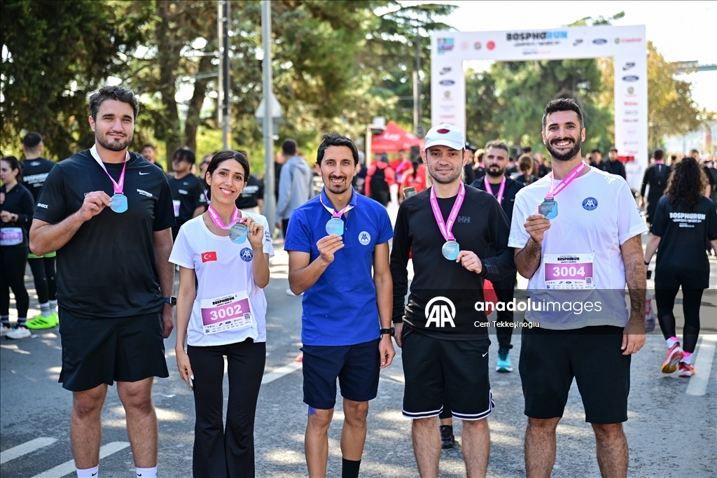 Bosphorun Quarter Marathon koşu etkinliği yapıldı