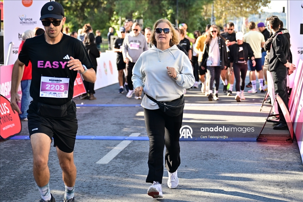 Bosphorun Quarter Marathon koşu etkinliği yapıldı