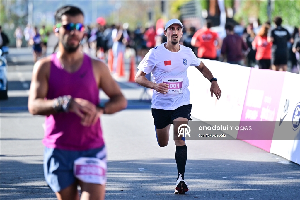 Bosphorun Quarter Marathon koşu etkinliği yapıldı