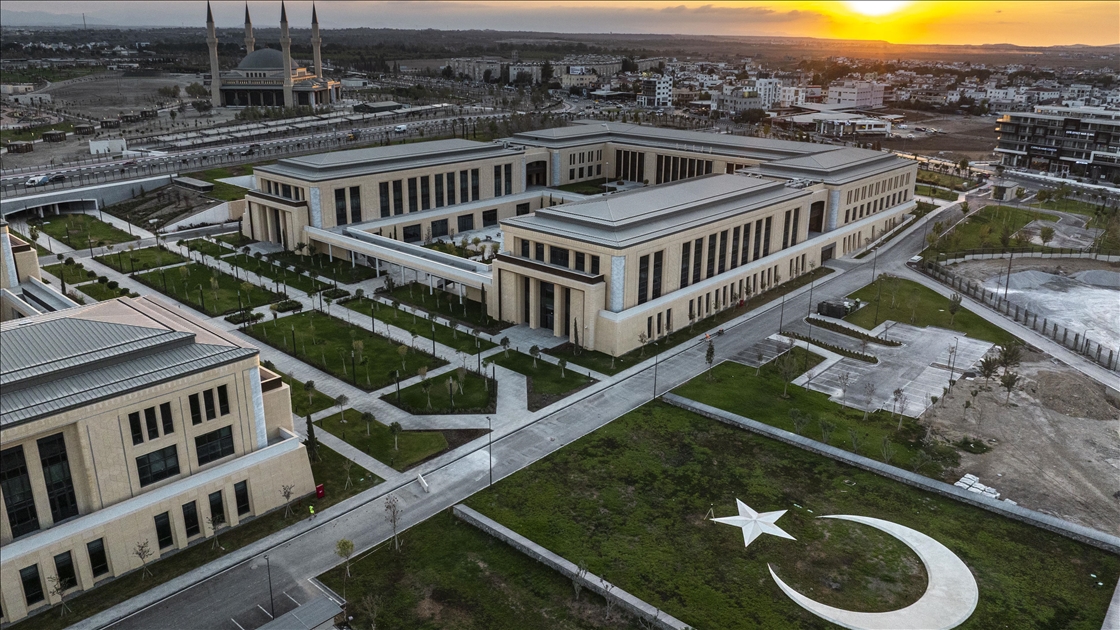 KKTC Cumhurbaşkanlığı Yerleşkesi'nin ikinci etabının inşası hızla sürüyor