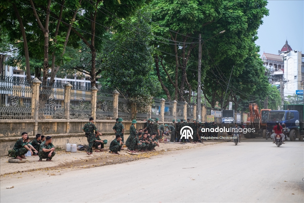 Post-flood cleanup efforts continue in Vietnam's Thai Nguyen