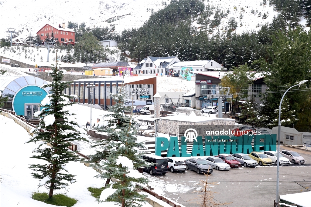 Erzurum'a ekim ayı ortasında yağan kar turizmcileri umutlandırdı