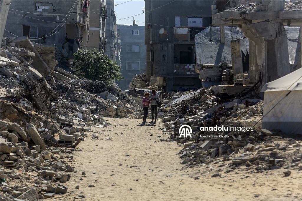 Ateşkesin ardından Han Yunus kentindeki yıkım görüntülendi