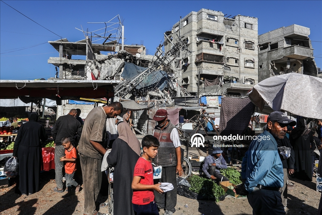 Daily life back to normal in Khan Yunis following Israeli pullout