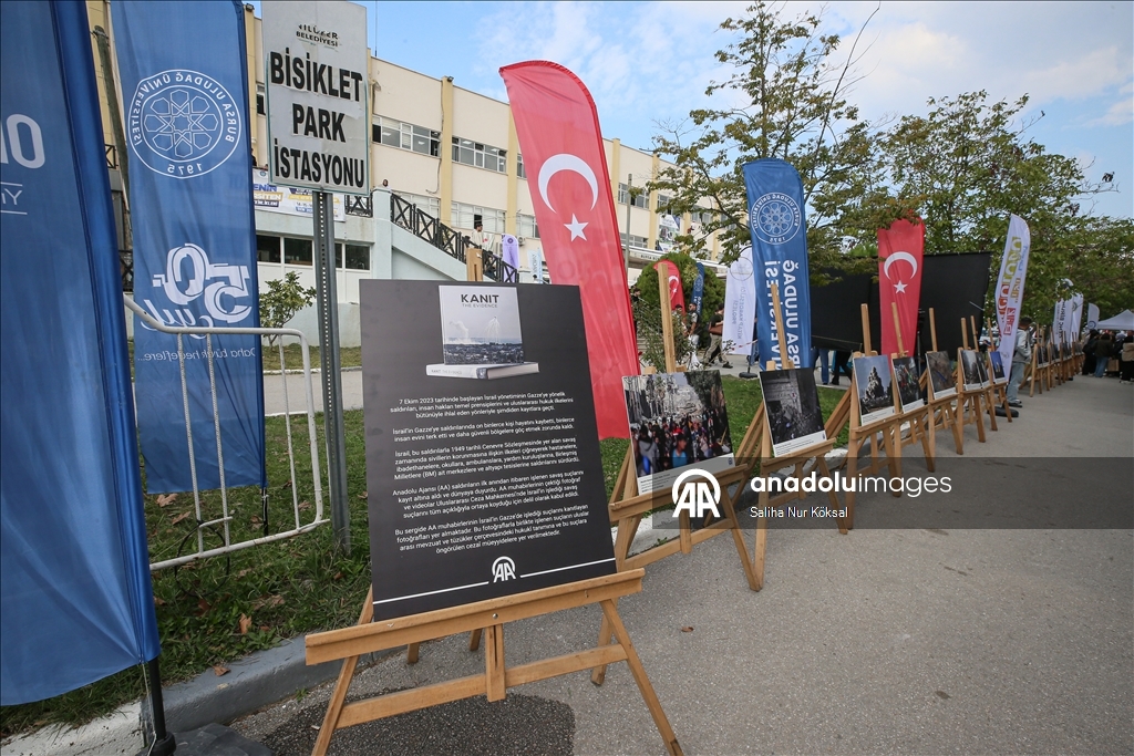 Bursa Uludağ Üniversitesi'nde AA'nın "Kanıt" kitabındaki fotoğraflardan oluşan sergi açıldı