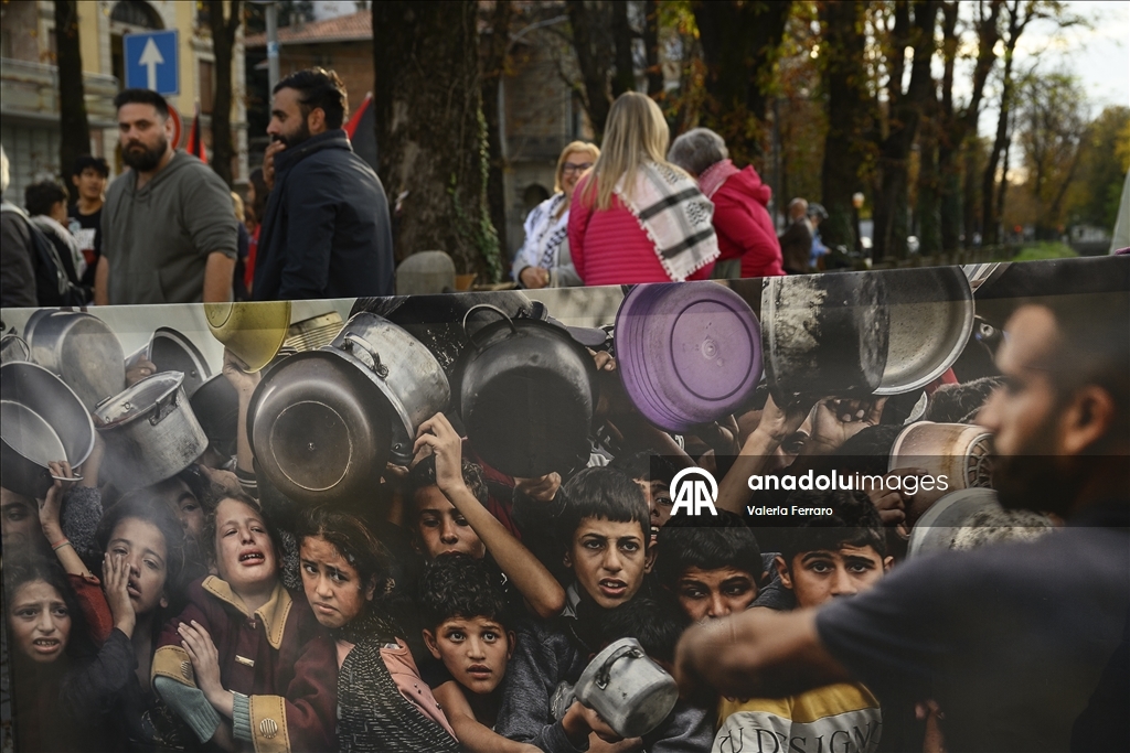 İtalya-İsrail maçı öncesi binlerce kişi İsrail'i protesto etti 2