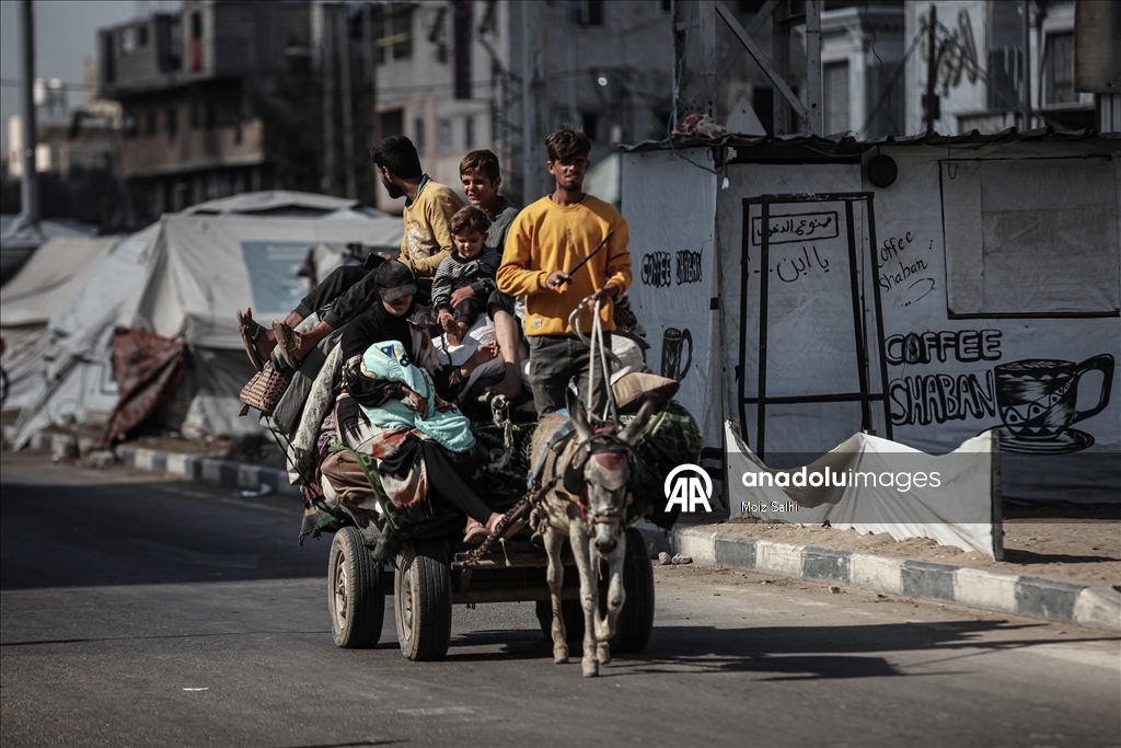 Gazze’de ateşkesin ardından Filistinlilerin dönüşü sürüyor