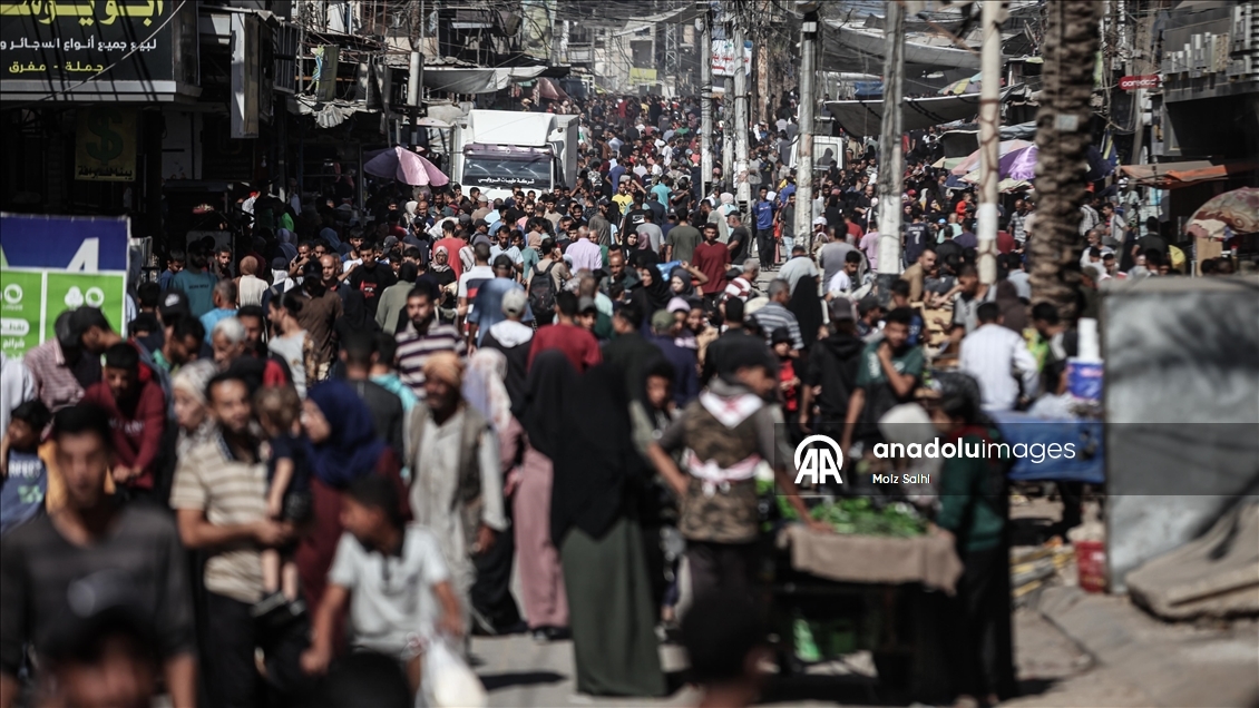 Ateşkesin ardından Gazze'deki pazarlarda hareketlilik yaşandı