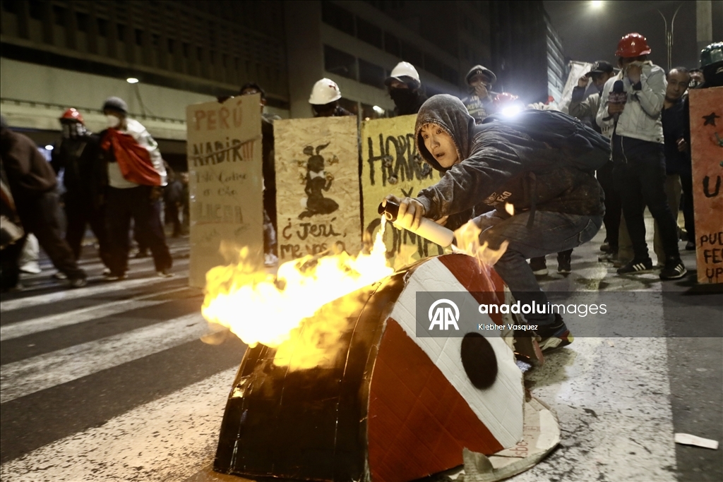 National protest against government and insecurity in Peru
