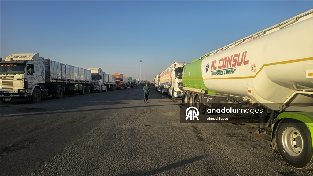 Aid trucks cross into buffer zone at Rafah crossing amid ongoing restrictions