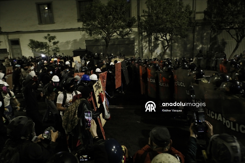 Peru genelinde hükümet karşıtı protesto düzenlendi