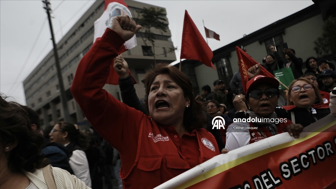 Peru genelinde hükümet karşıtı protesto düzenlendi