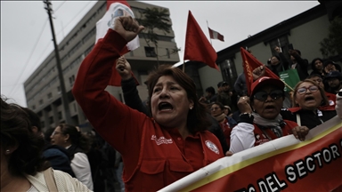 Peru genelinde hükümet karşıtı protesto düzenlendi