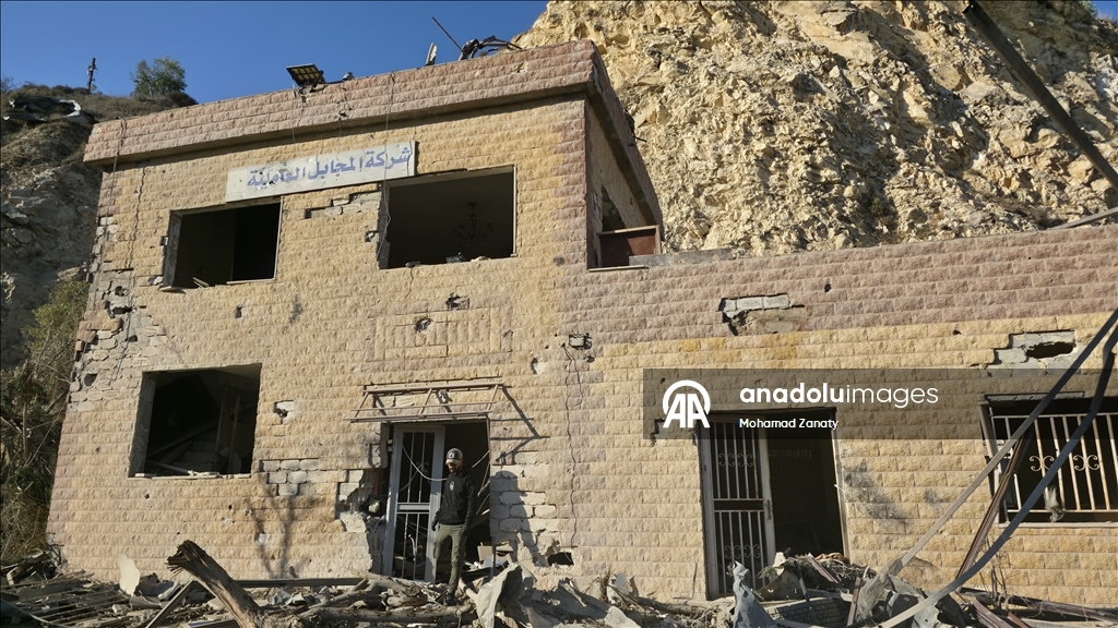 İsrail, Lübnan'ın güneyinde ve doğusunda 10'dan fazla hava saldırısı düzenledi