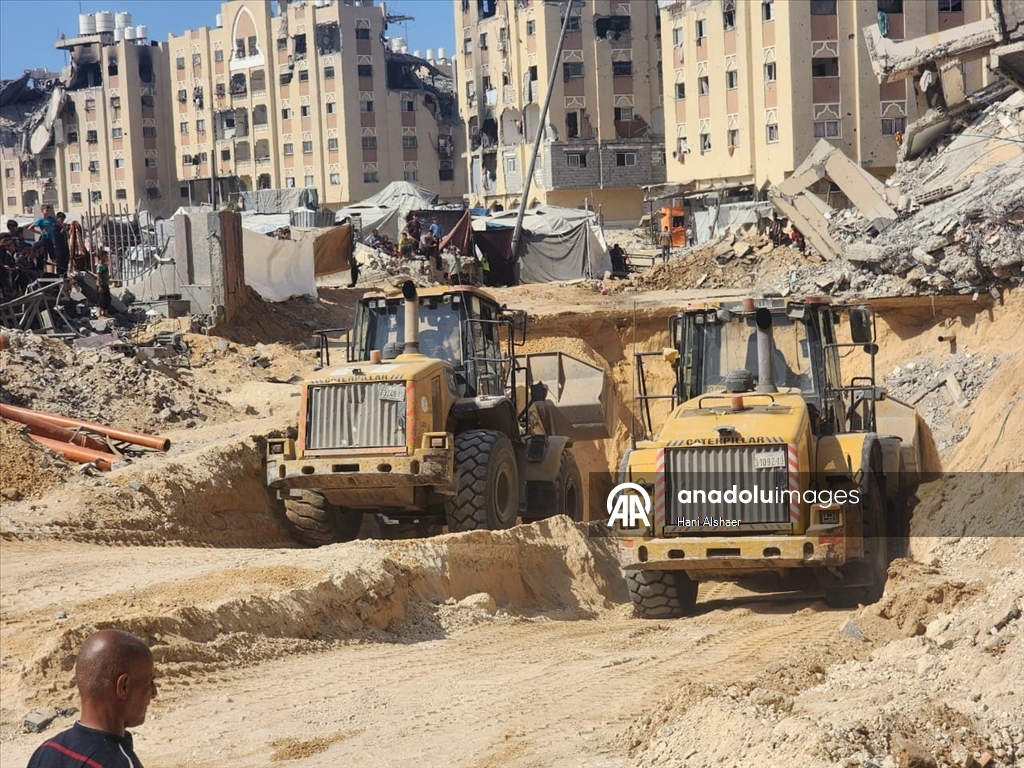 Filistinli ekipler, Han Yunus'ta yaşamını yitiren İsrailli esirlerin cenazelerini arıyor